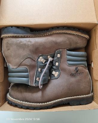 Scarponi Crispi n 45