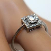 Stupendo anello argento pietra centrale