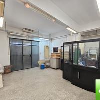 Locale C2 Ampio Con Due Vetrine Fronte Strada