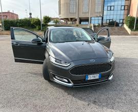 Ford Mondeo Vignale hybrid