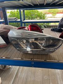 Faro Fanale anteriore sinistro Renault Clio 4