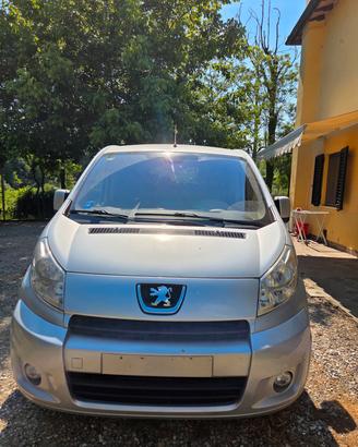 Peugeot Expert 2007 9 posti