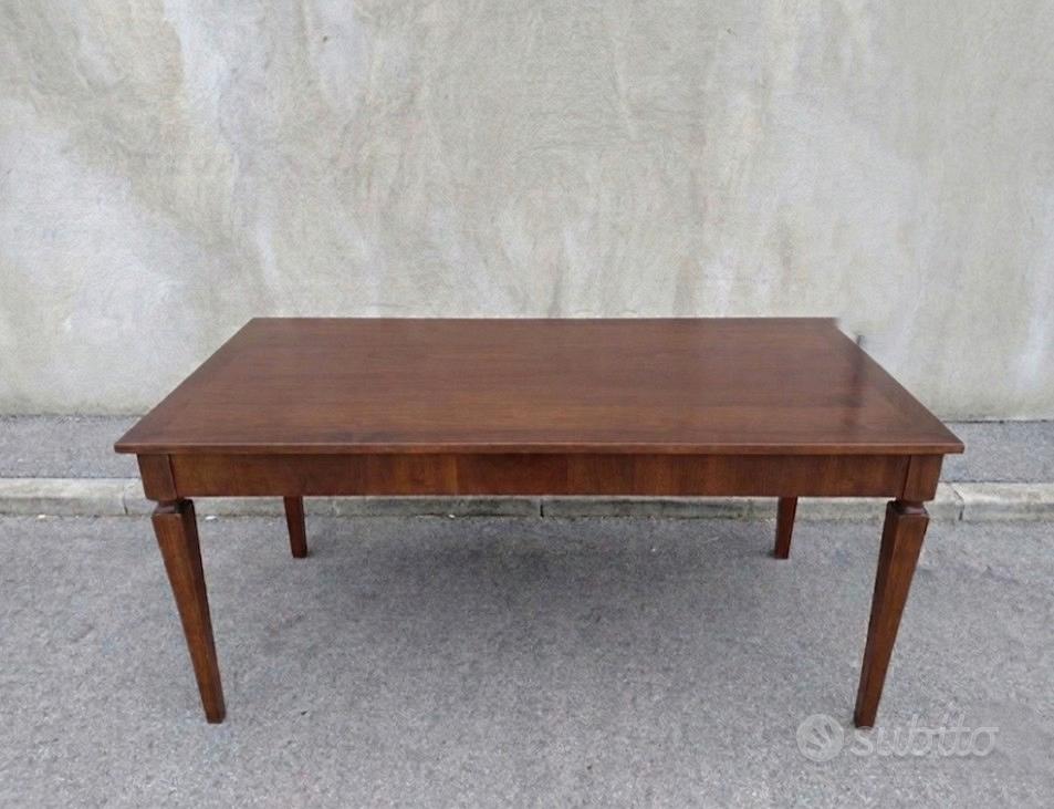 Tavolo da cucina fisso