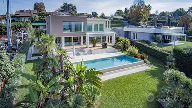 Villa di 380 m² con più di 5 locali e box auto dop