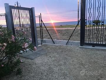 Accesso diretto al mare-App.in villa con giardino