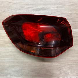 Faro Posteriore SX Opel Astra J SW