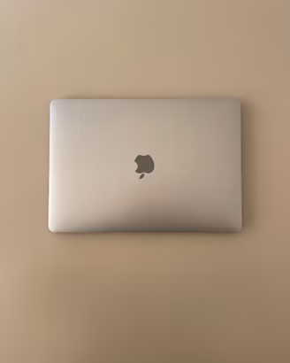MacBook Pro 13 M2