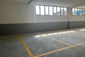 Affittasi postiauto coperti Collegno Viale Gramsci