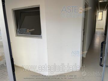 Negozio Loreto Aprutino [A4329291]