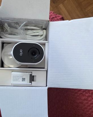 Telecamera Arlo Essential Wireless