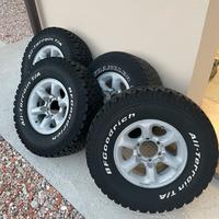 Cerchi in lega e gomme per pajero e l200