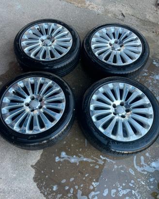 Cerchi ford da 17’ completi