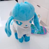3 peluche pokemon di Glaceon 