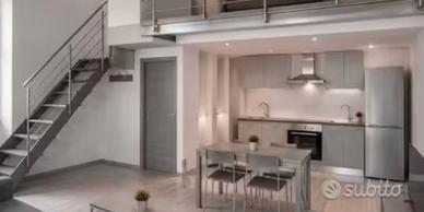 LOFT in zona CAMPO DE' FIORI- SPESE INCLUSE