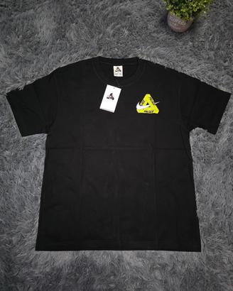 T-Shirt Nike x Palace Tri Swoosh Nera M e L
