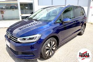 VOLKSWAGEN Touran 1.5 TSI ACT Move BlueMotion *7