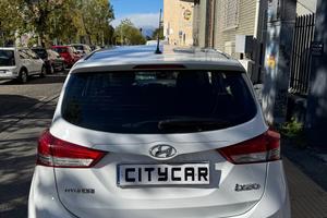 Hyundai iX20 1.4 90 CV benzina/metano