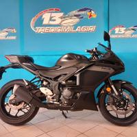 YAMAHA YZF R3
