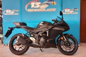 YAMAHA YZF R3