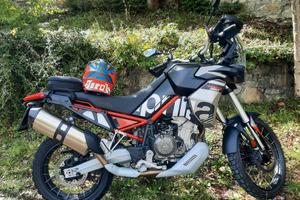 Aprilia tuareg 660