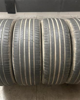 Gomme 235/50/19