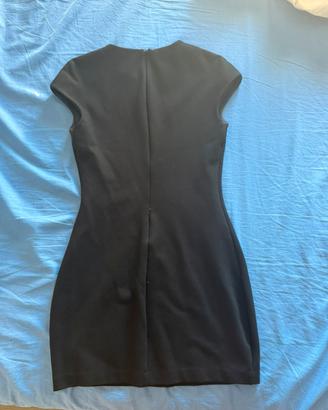 Vestito nero corro zara