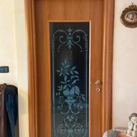 porte interne,  qualche coprifilo danneggiato come