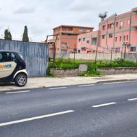 Terreno industriale con fabbricato civile