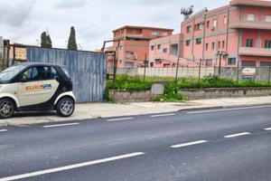 Terreno industriale con fabbricato civile