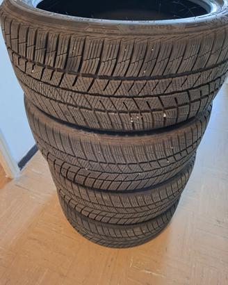 pneumatici invernali 225-40/18 92V 