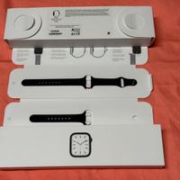 Apple Watch Serie 7 GPS 41mm - scatola e cinturino