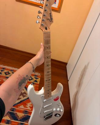 Squier Sonic® Stratocaster® HT