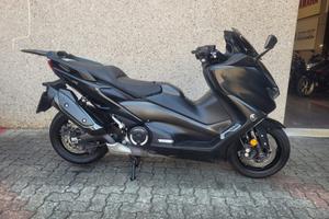 Yamaha T Max 560