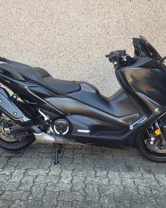 Yamaha T Max 560