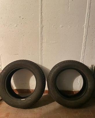2 Pneumatici Pirelli