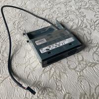 Lettore di schede di memoria per Pc Desktop.