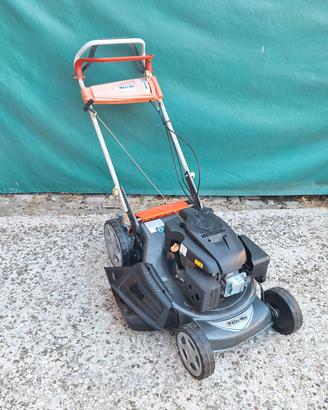 Tagliaerba Oleo Mac con trazione