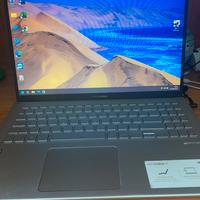 PC Asus Vivobook 15