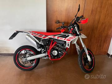 Beta rr 125 4t motard