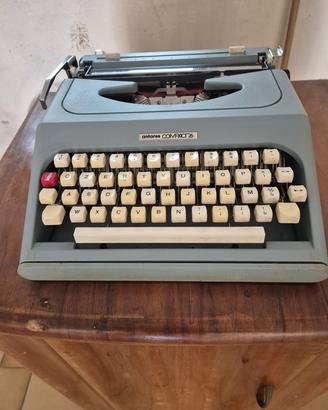 macchina da scrivere Antares compact 26