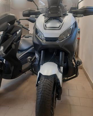 Honda X-ADV 750-ABS-DCT-TCS-2020 TUTTO INCLUSO