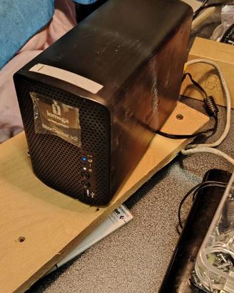 NAS Iomega StorCenter iX2