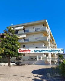 Appartamento di 100 m² con 4 locali e box auto a O