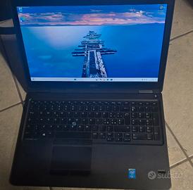 PC portatille 15.6" Dell  E5550 i7 ssd win 11