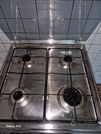 cucina a gas con forno elettrico 