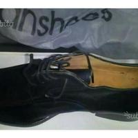 Scarpe nere classiche