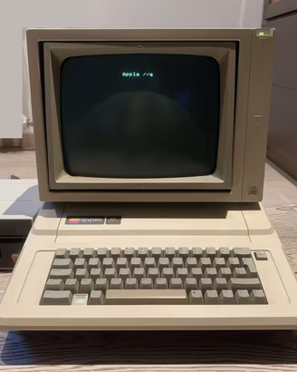Computer Apple IIe (1984)