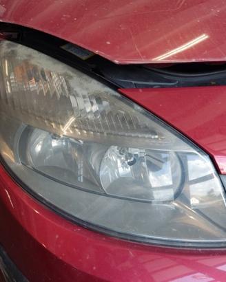 Proiettore destro RENAULT MEGANE SCENIC del 2005
