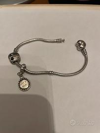 Bracciale Pandora con charm