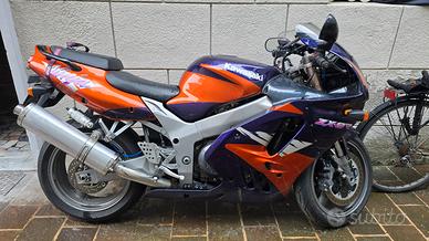 Kawasaki ZX-9R 1996